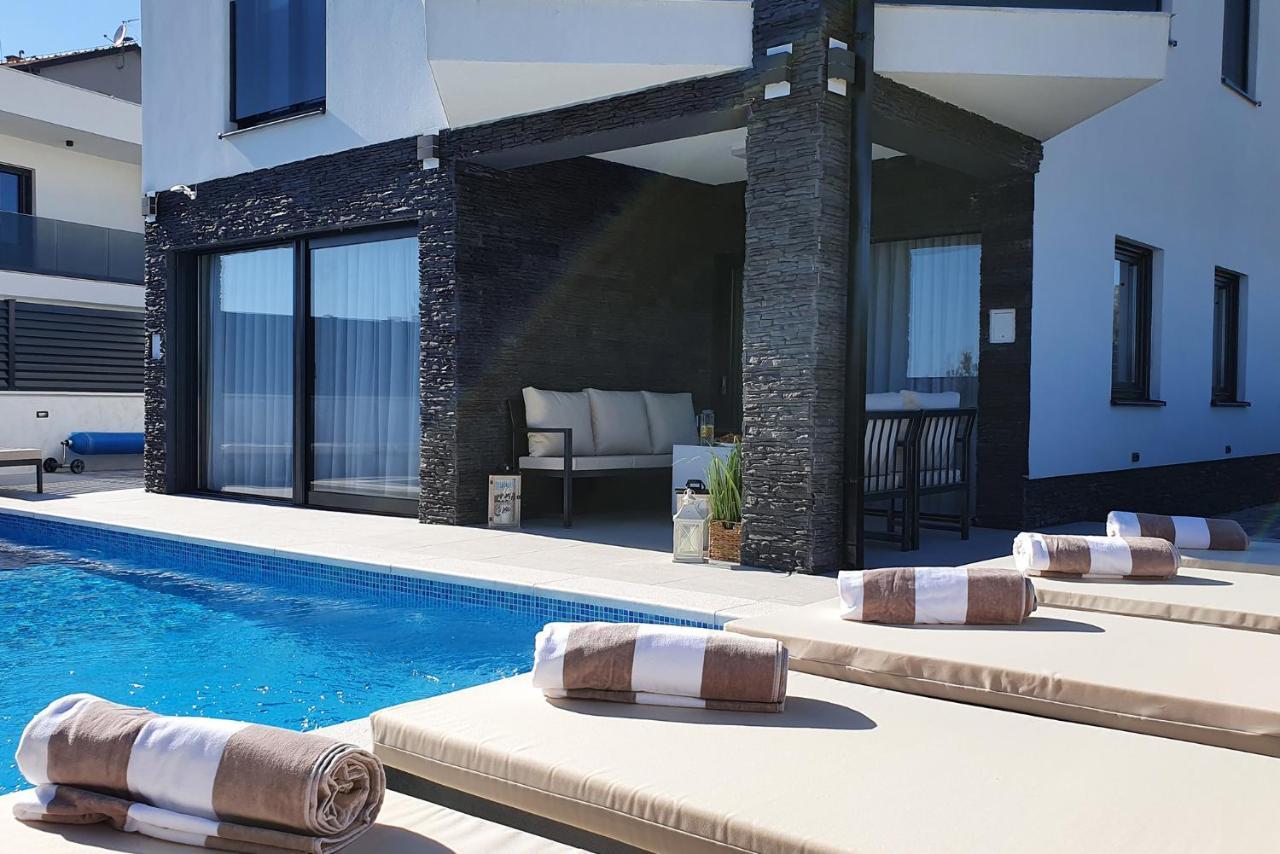 Villa Black Pearl Šibenik Exteriér fotografie